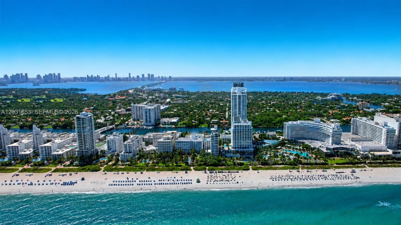 Fontainebleau II & III resort