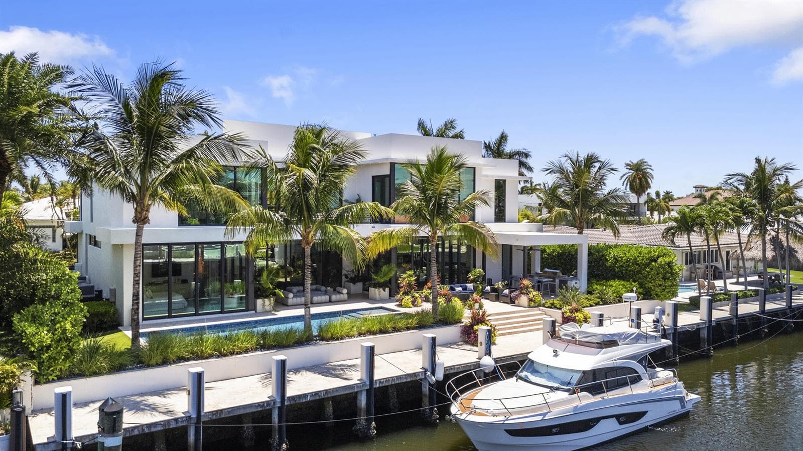 100 Ft Concrete Dock