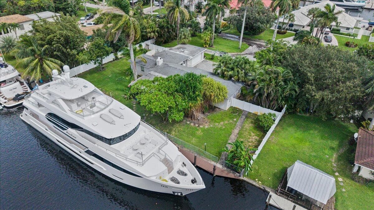 2337 SW 20th dock