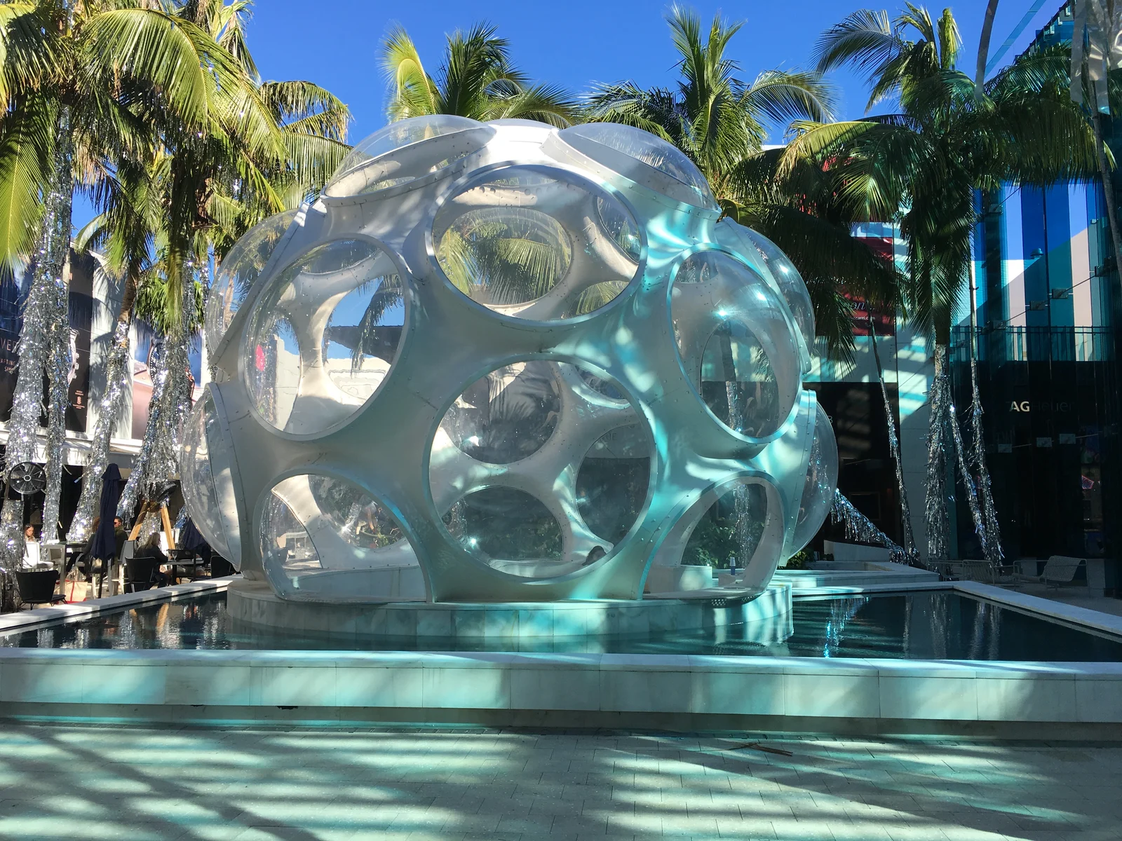 Fly's Eye Dome de Buckminster Fuller no Palm Court, Miami Design District